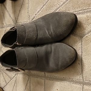 Bella Vita gray ankle booties